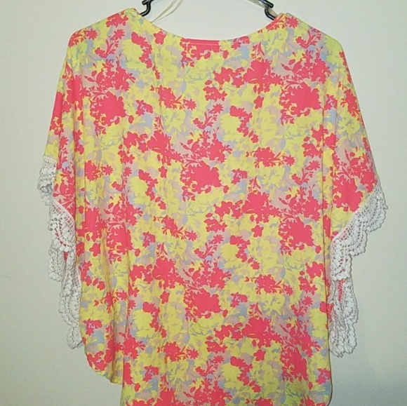 Blouse - Picture 3 of 3